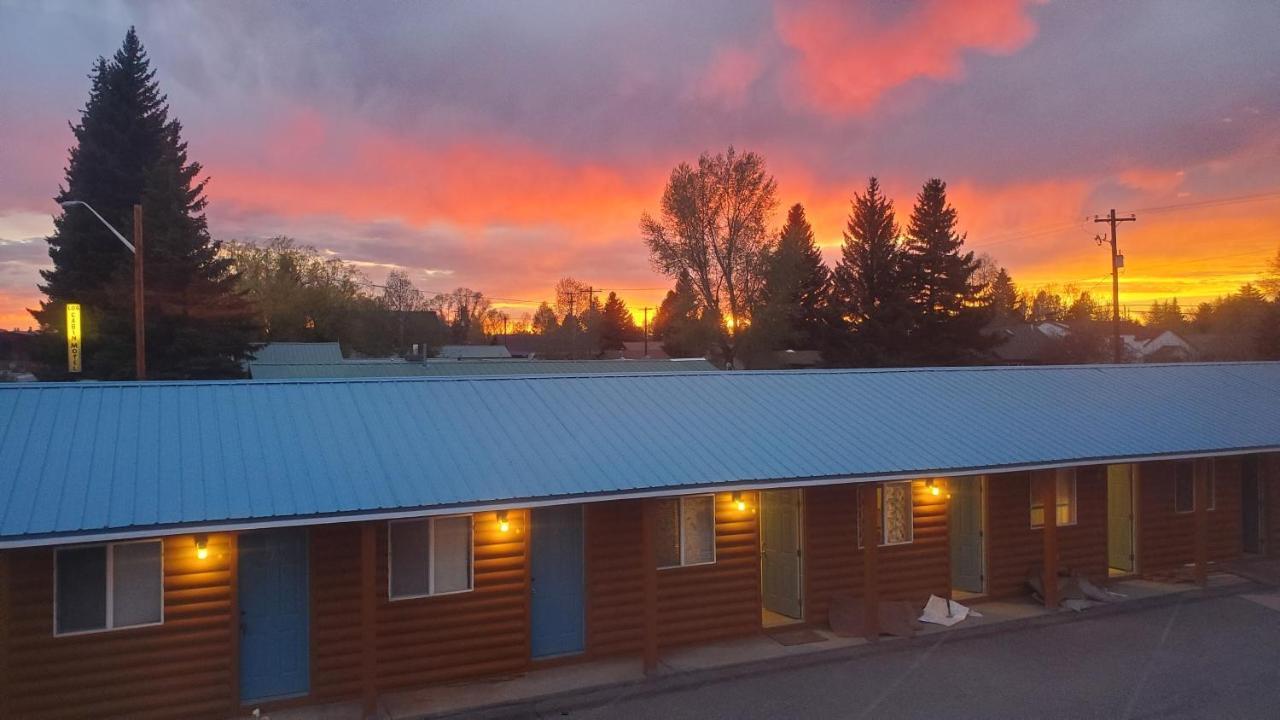 Teton Court Motel Pinedale Exterior photo